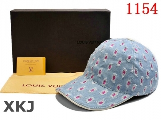 LV Snapback Hat AAA Quality (15)