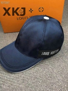 LV Snapback Hat AAA Quality (21)