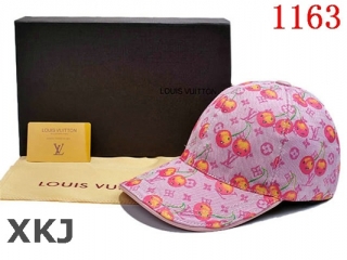 LV Snapback Hat AAA Quality (63)