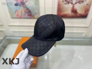 LV Snapback Hat AAA Quality (123)