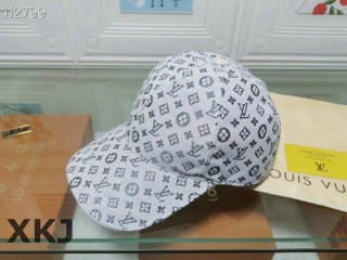 LV Snapback Hat AAA Quality (159)